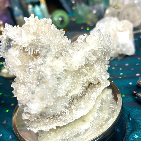 An enchanting, flower quartz cluster extremely transparent crystals - Picture 2 of 5